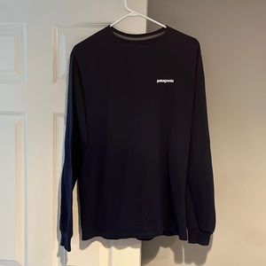 Patagonia Logo Regular Fit Navy Blue Long Sleeve